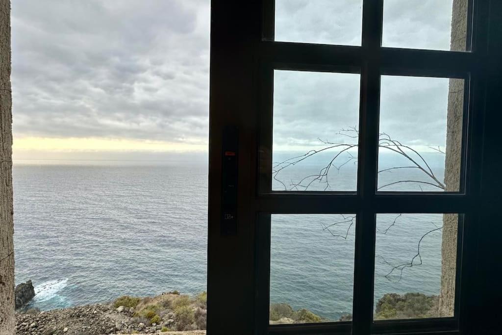 サンタクルスデテネリフェ Peaceful Oasis With Magical Sea Views And A Poolヴィラ エクステリア 写真