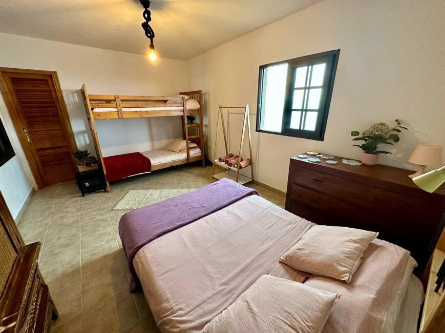 サンタクルスデテネリフェ Peaceful Oasis With Magical Sea Views And A Poolヴィラ エクステリア 写真